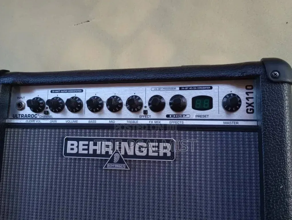 Behringer GX 110 Lead Guitar Combo