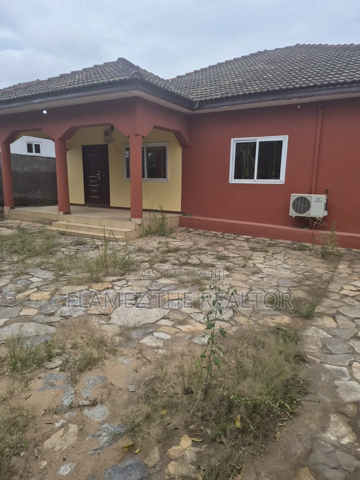 3bdrm House in Koans Estate, Amasaman for rent