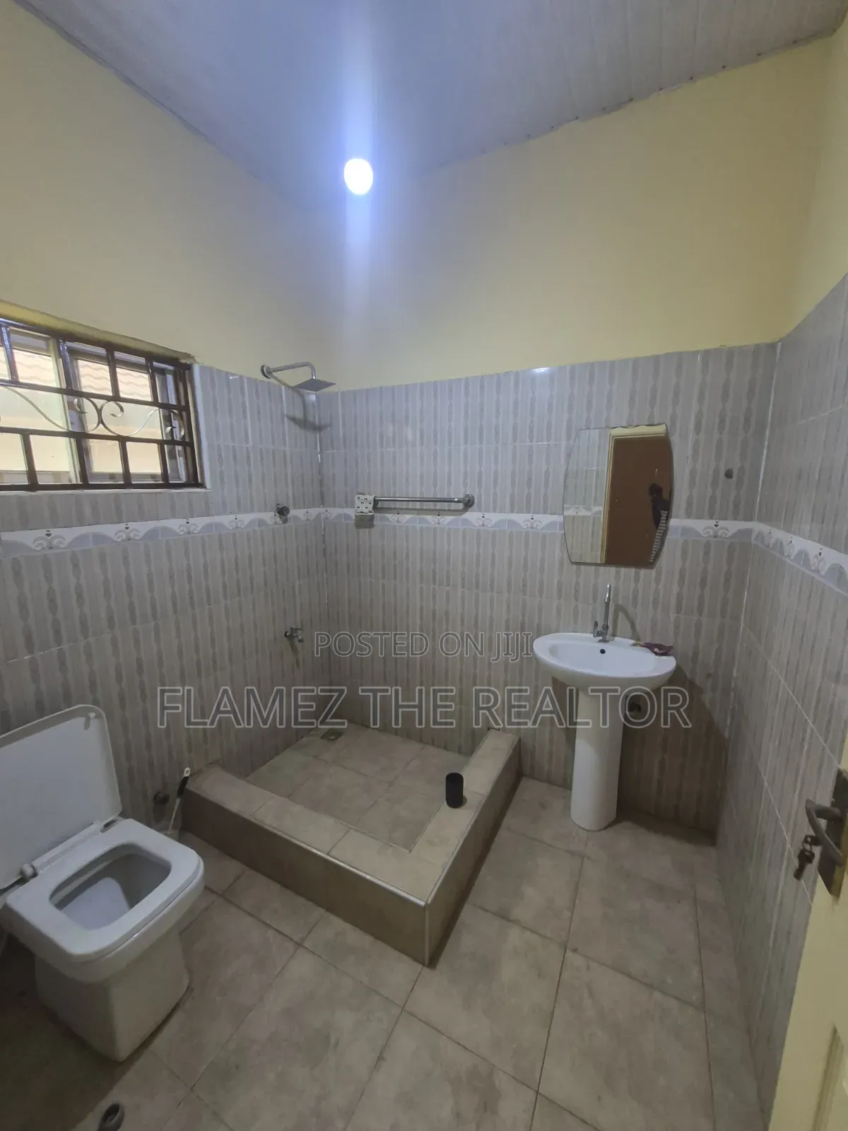 3bdrm House in Koans Estate, Amasaman for rent
