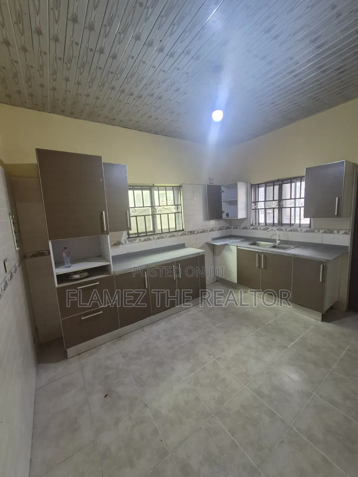 3bdrm House in Koans Estate, Amasaman for rent