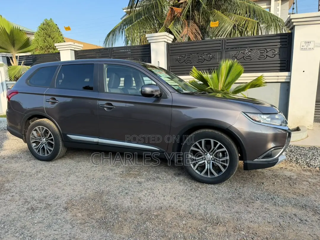 Mitsubishi Outlander SE AWC 2016 Gray