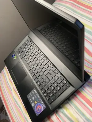 Laptop MSI 32GB Intel Core Ultra 9 SSD 1T
