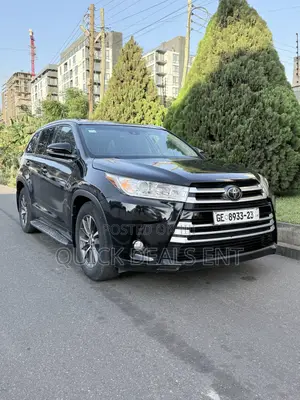 Toyota Highlander XLE 4x4 V6 (3.5L 6cyl 8A) 2018 Black