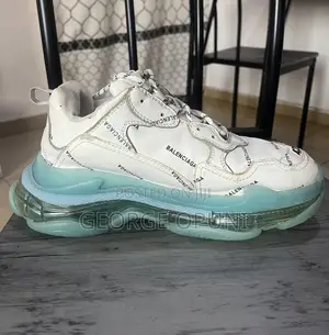 Balenciaga Triple S