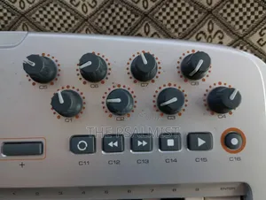 M Audio Oxygen 8 V2 Midi Controller