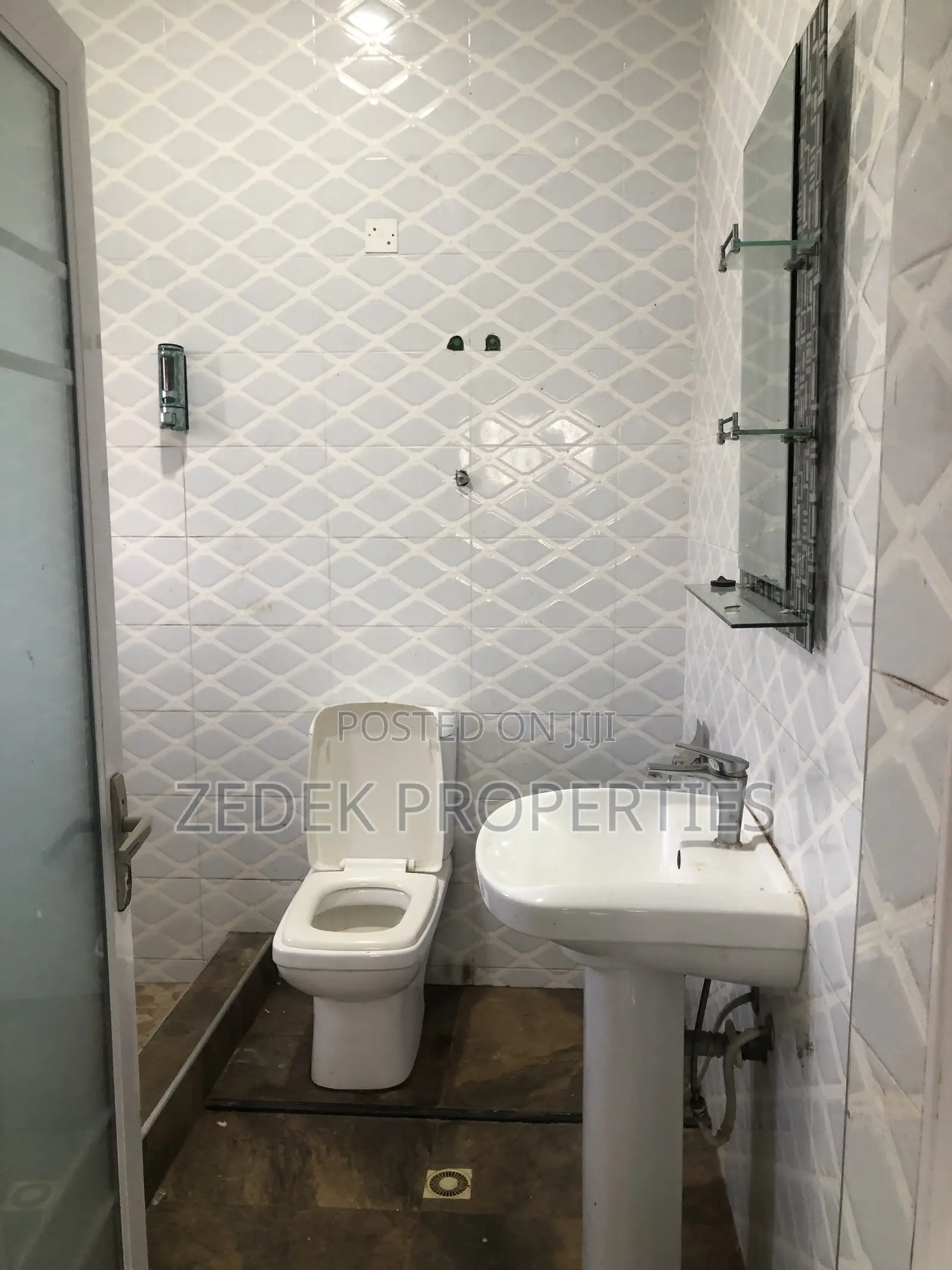 2bdrm Apartment in Kwabenya for rent