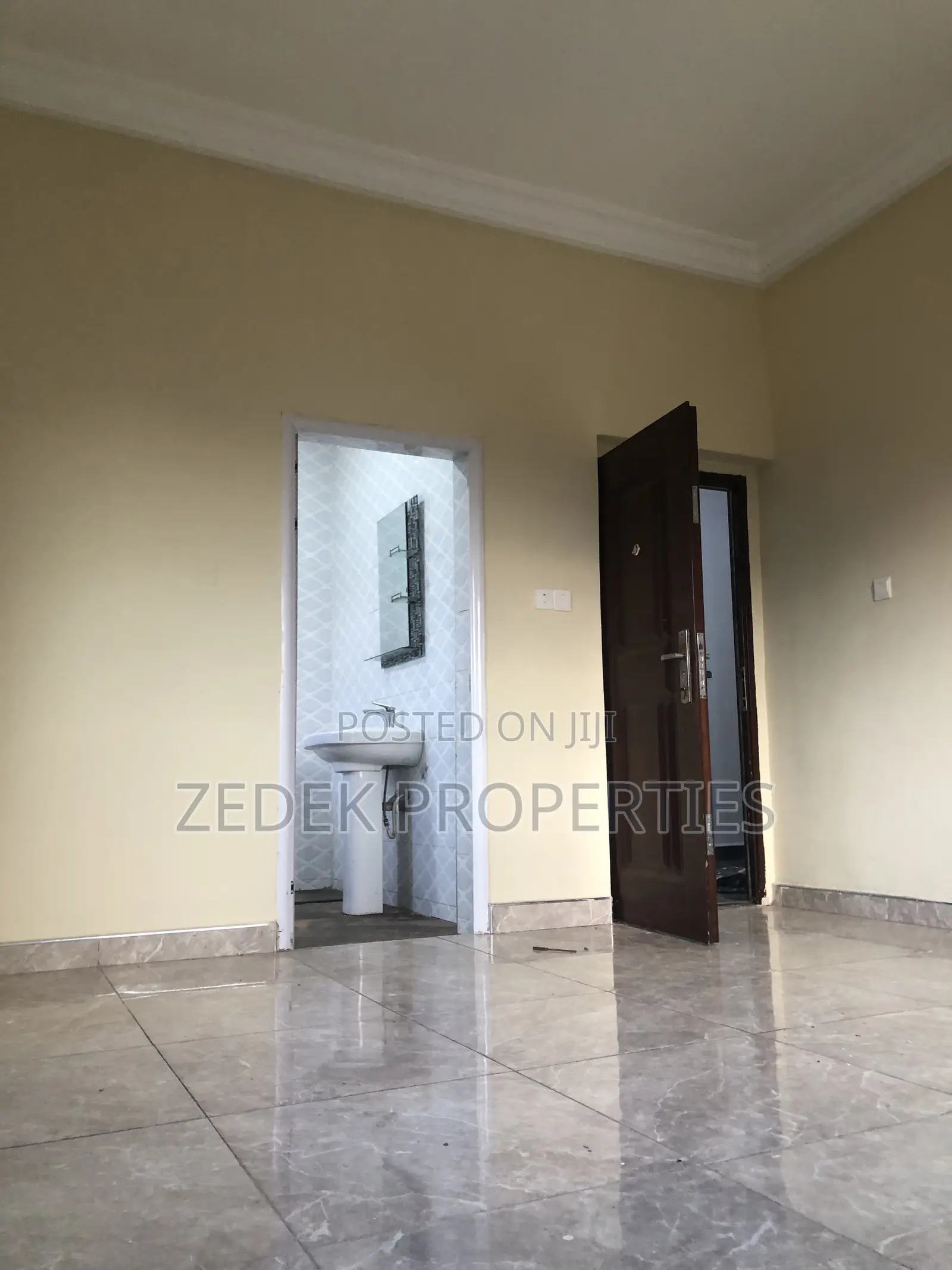 2bdrm Apartment in Kwabenya for rent