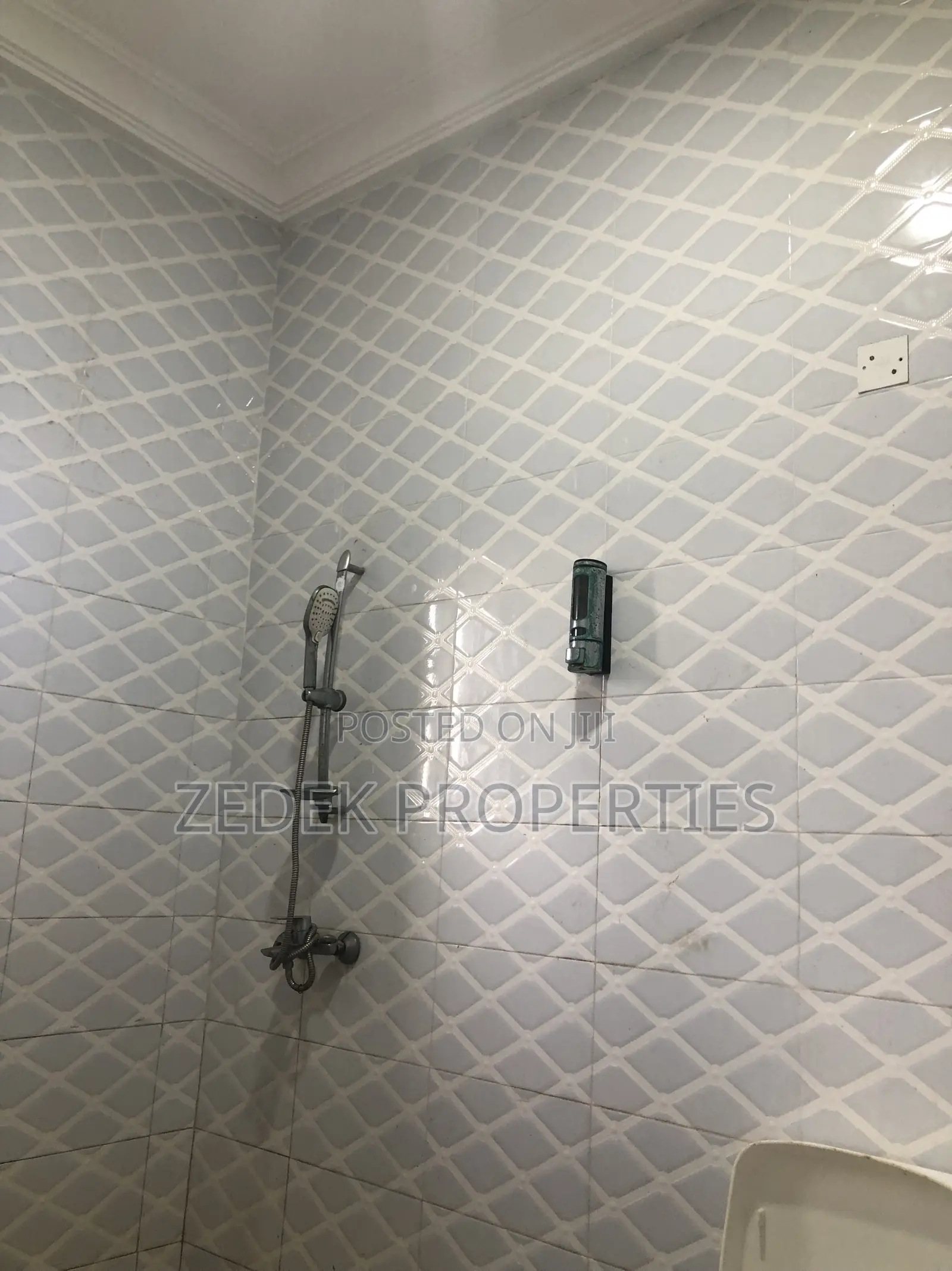 2bdrm Apartment in Kwabenya for rent