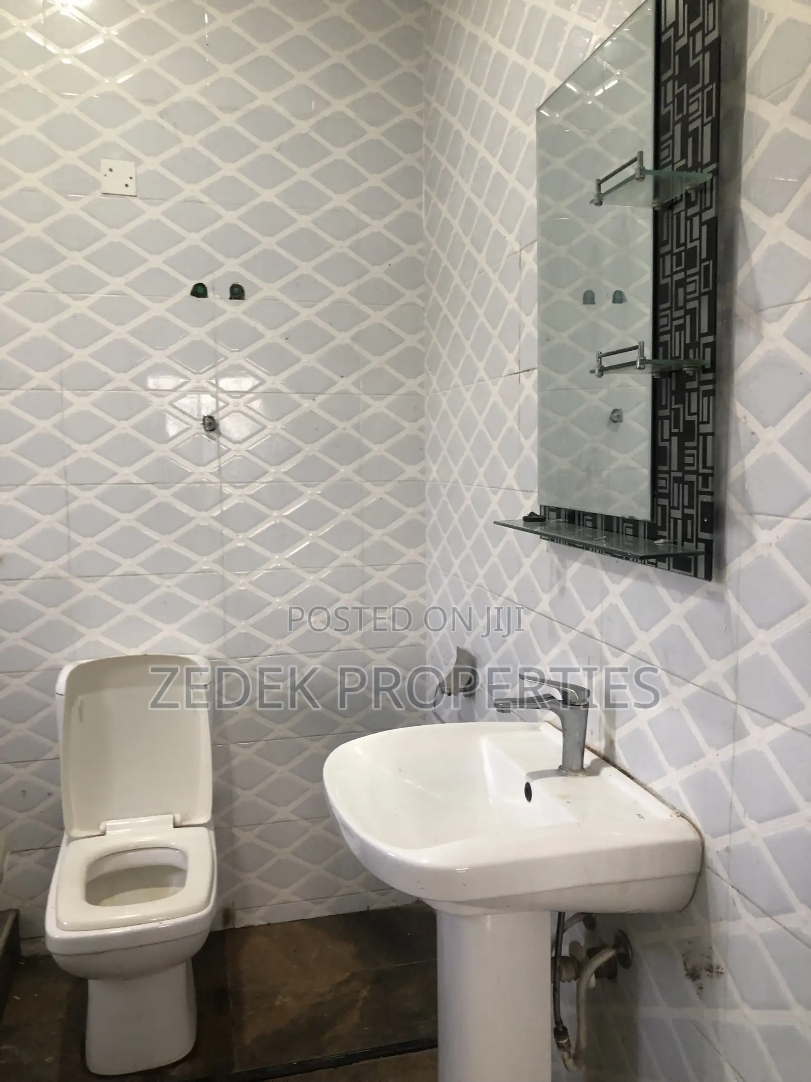 2bdrm Apartment in Kwabenya for rent