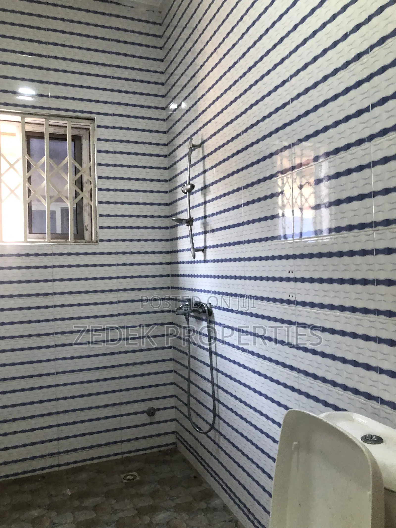 2bdrm Apartment in Kwabenya for rent