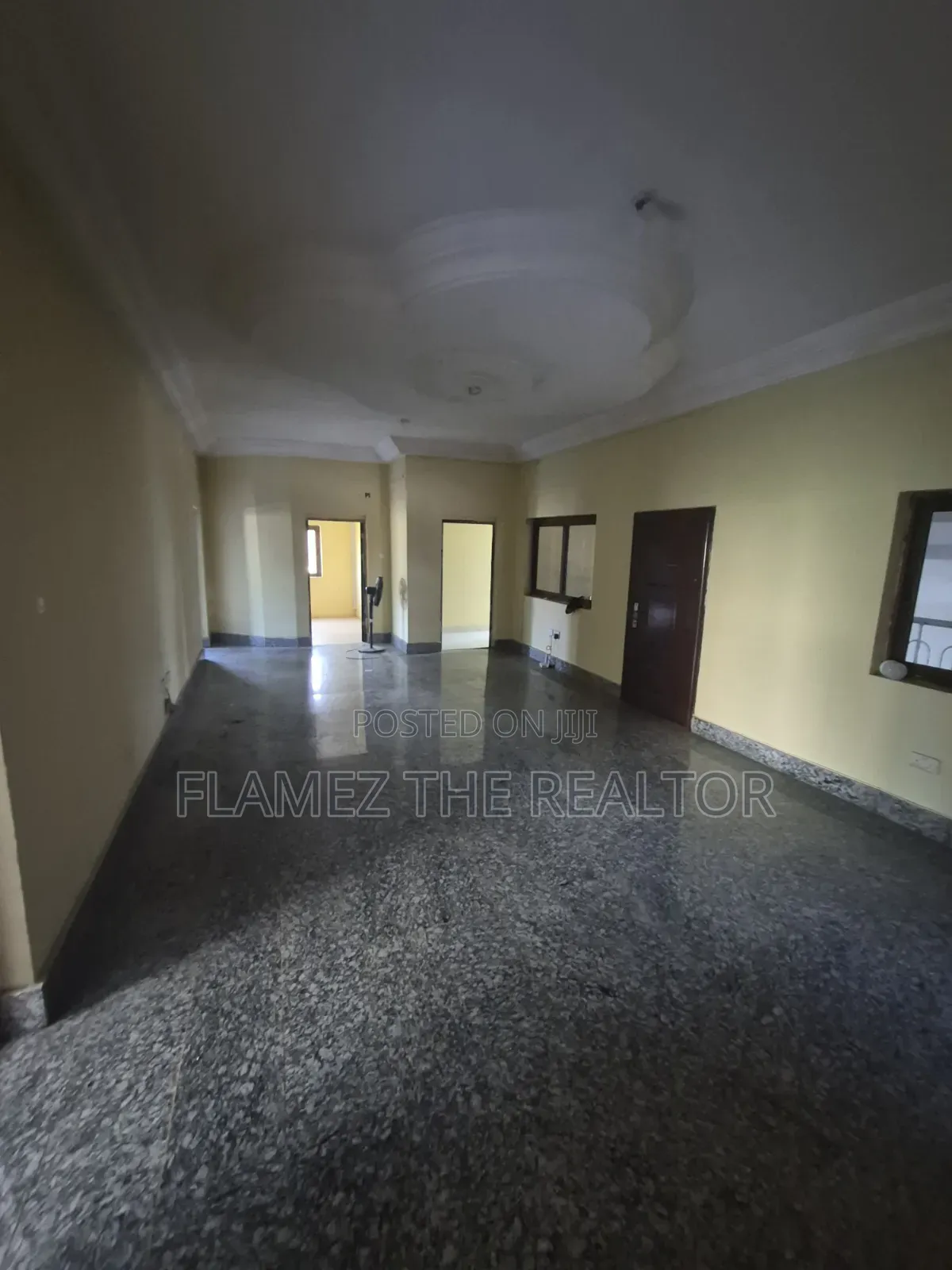 6bdrm House in Achimota Tantra, Ola Achool Area for rent