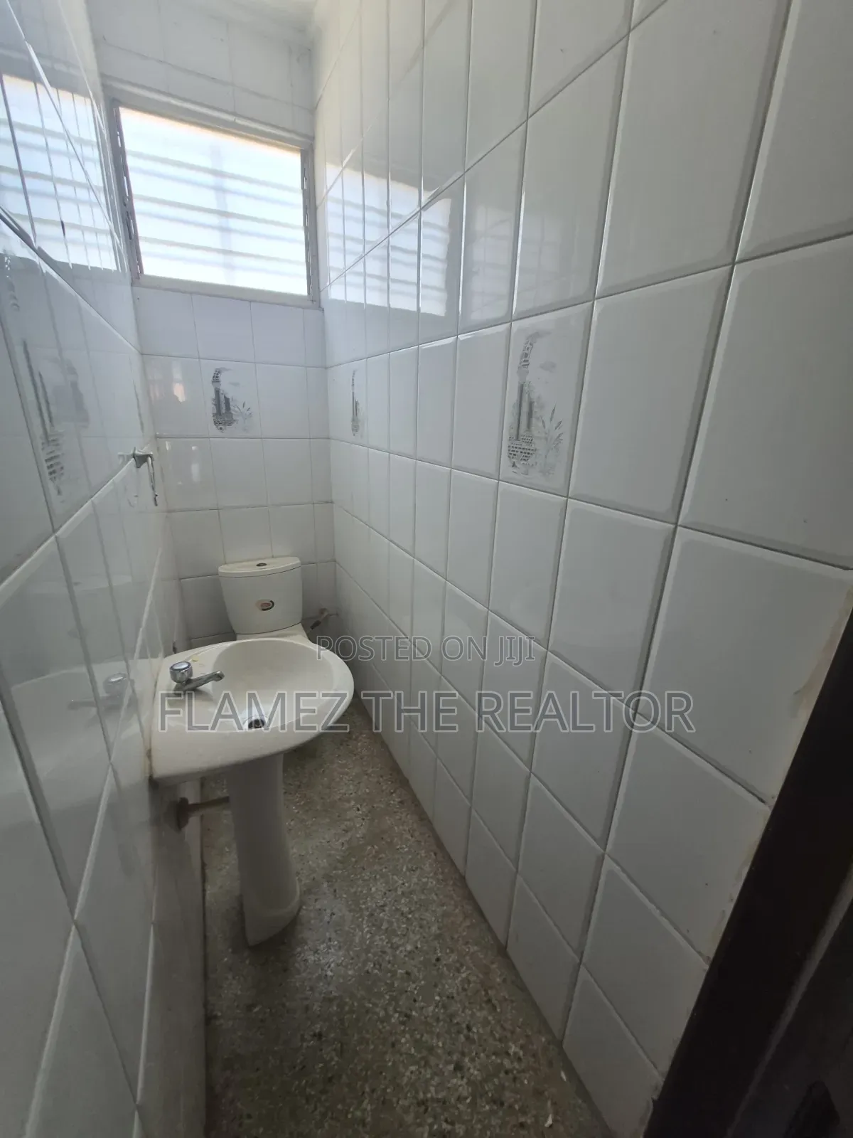 4bdrm House in Petroleum, Mile 7 for rent