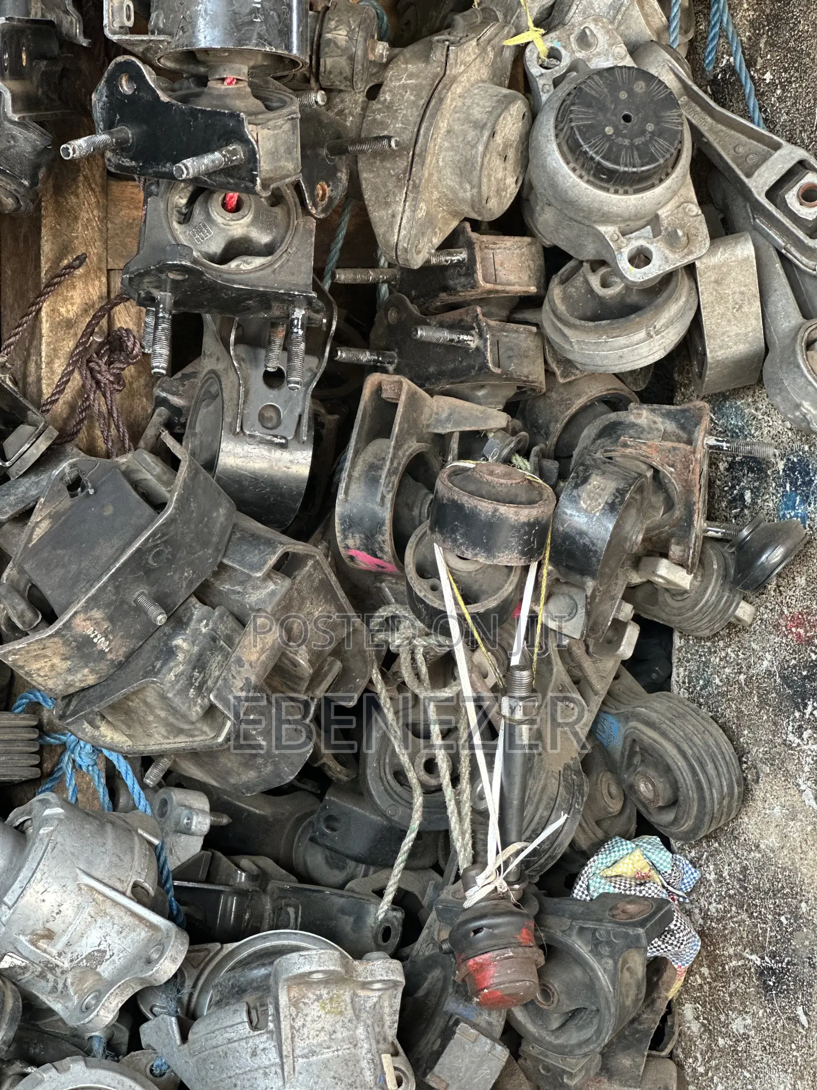 Engines and Gearbox Seats for All Cars