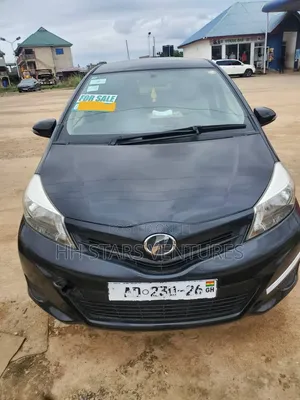 Toyota Vitz 1.5 FWD 3dr 2011 Black
