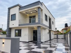 4bdrm House in Tema Metropolitan for Sale