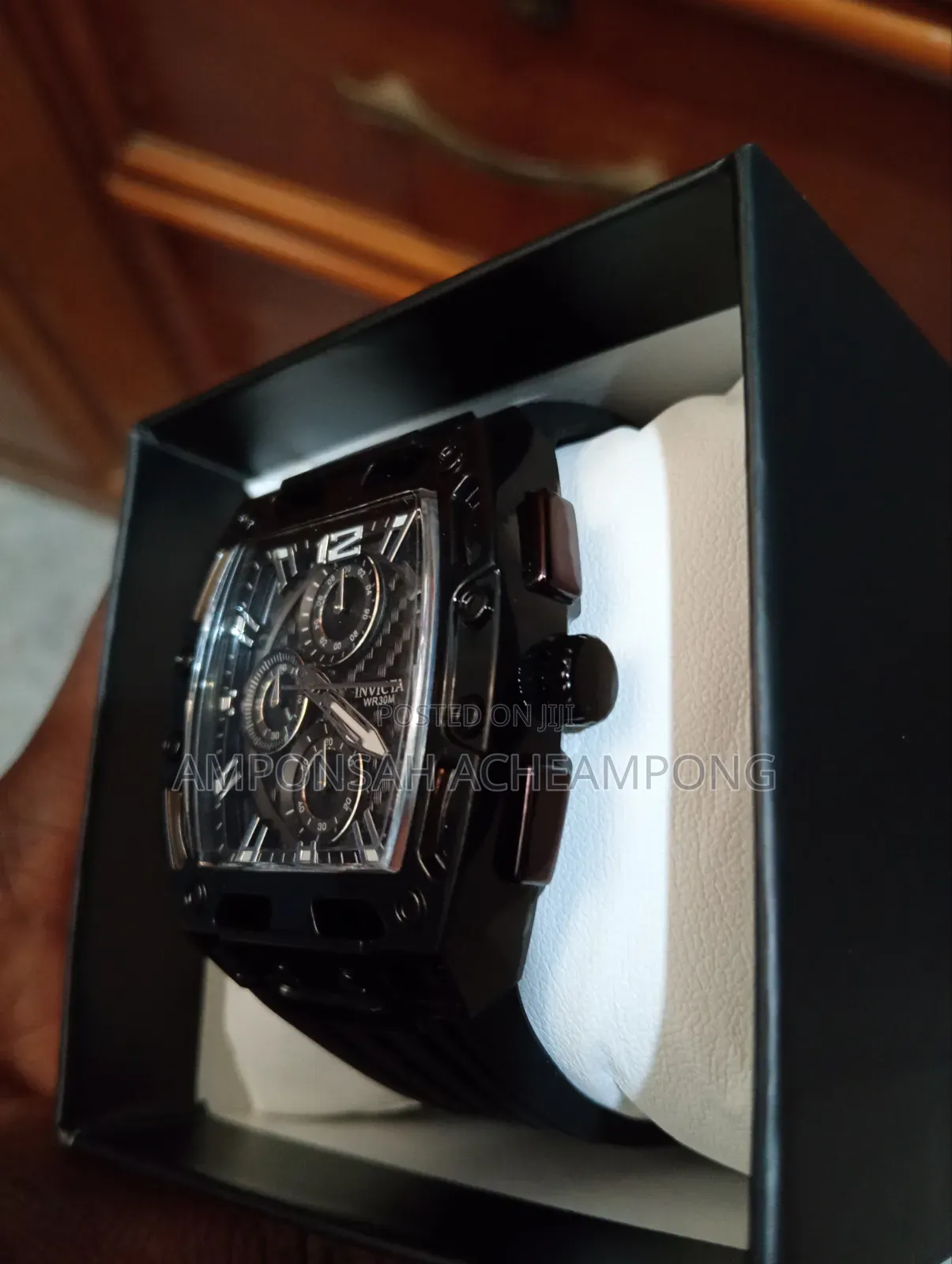 INVICTA WATCH,Very Neat and Nice Watch