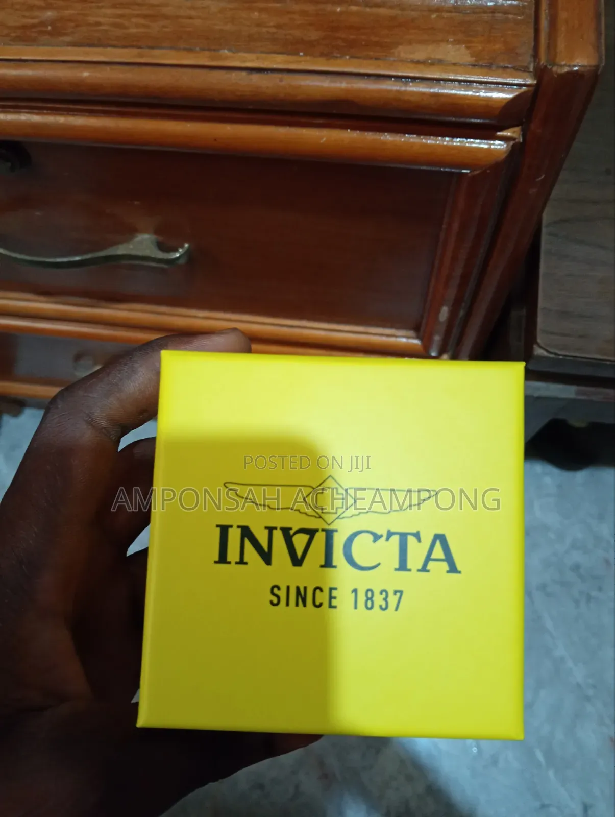 INVICTA WATCH,Very Neat and Nice Watch
