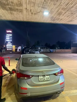 Hyundai Elantra 2013 Silver