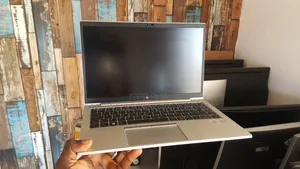 Laptop HP EliteBook 840 G7 16GB Intel Core i7 SSD 256GB