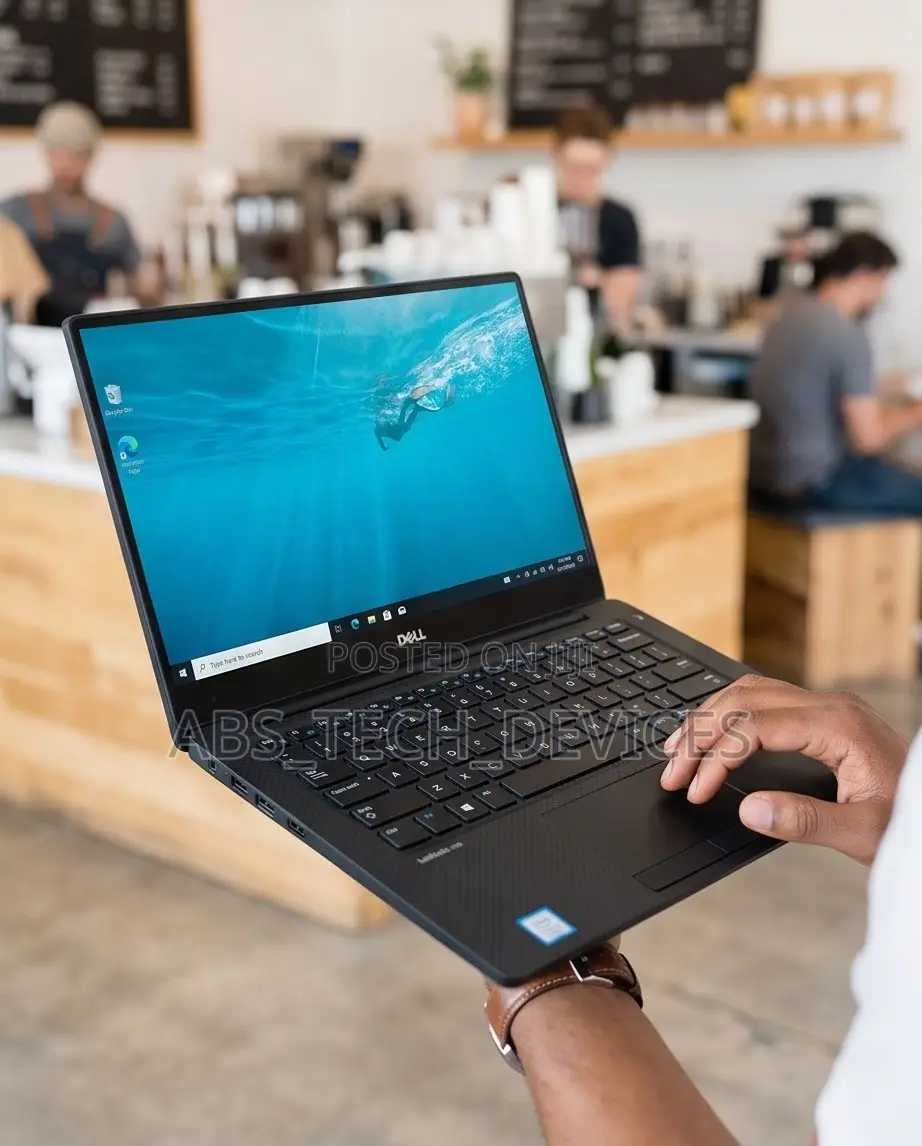 Laptop Dell Inspiron 13 7370 16GB Intel Core M SSD 256GB
