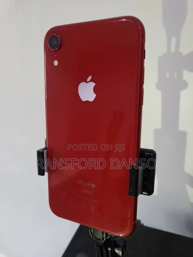 Apple iPhone XR 64 GB Red