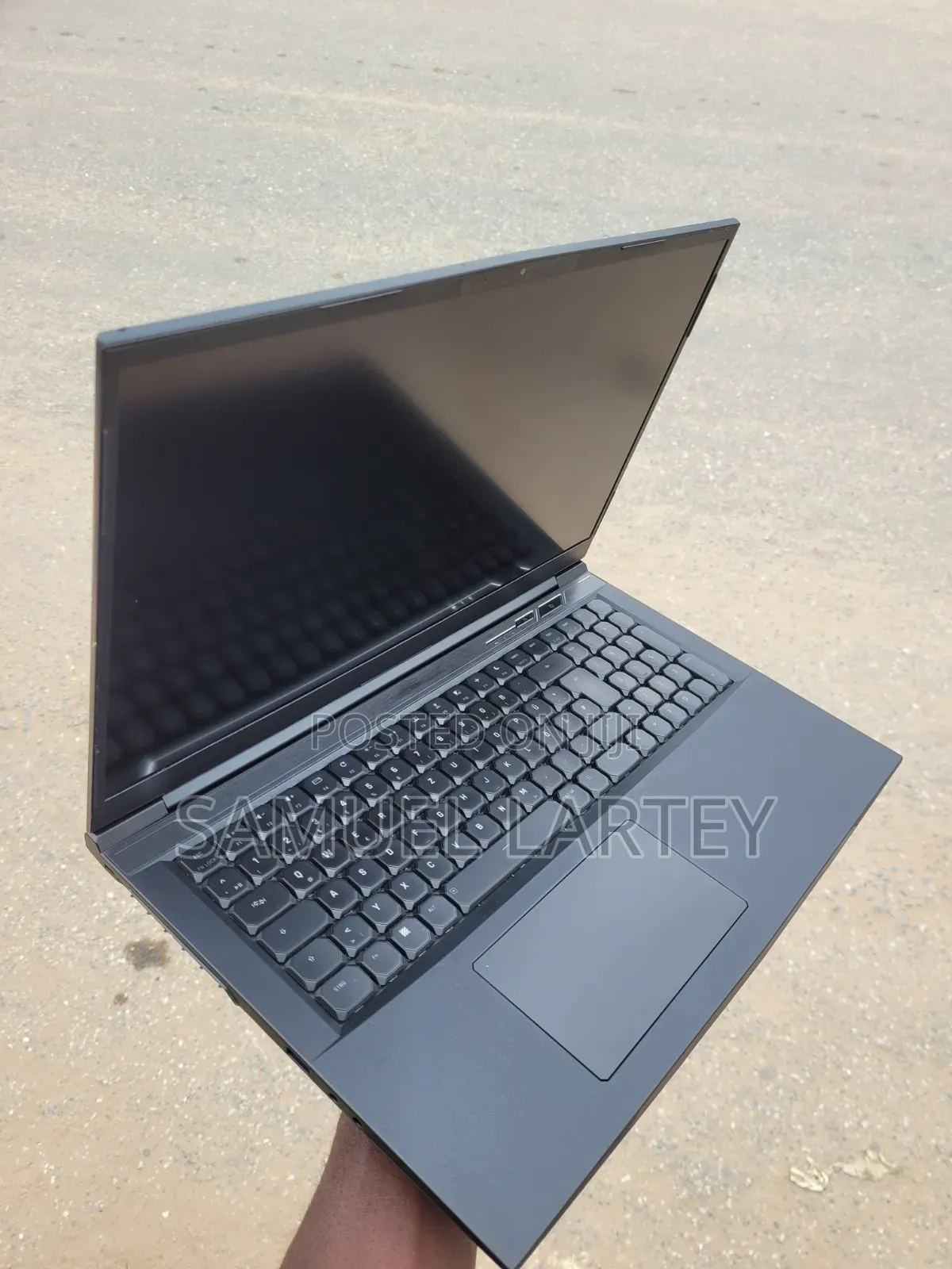 Laptop XMG Neo 17 32GB Intel Core i7 SSD 1T