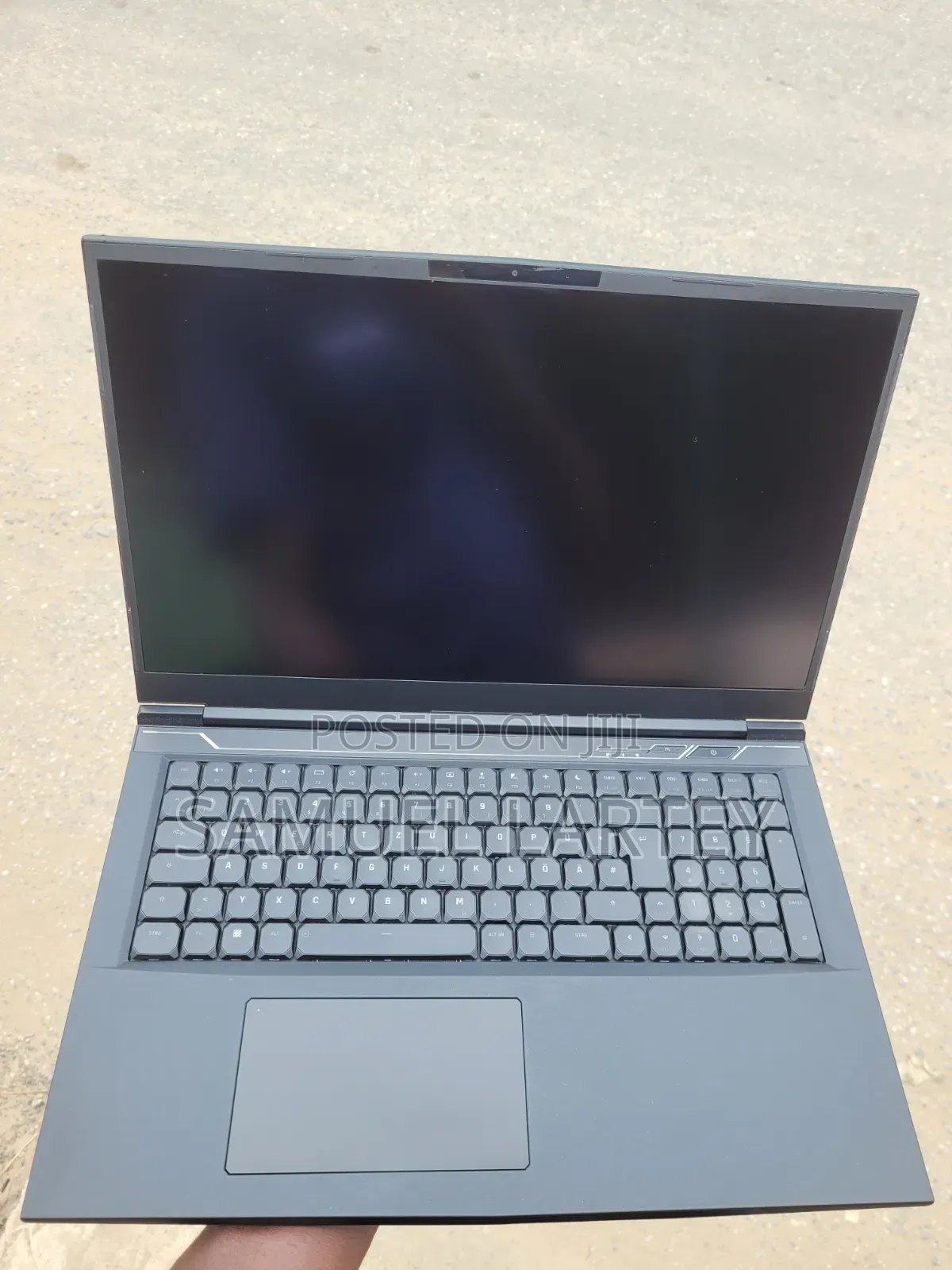 Laptop XMG Neo 17 32GB Intel Core i7 SSD 1T