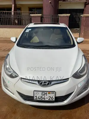 Hyundai Elantra Limited Sedan FWD (1.8L 4cyl 6A) 2013 White