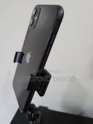 Apple iPhone 11 64 GB Black