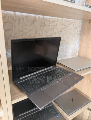 Laptop HP ZBook Firefly G8 16GB Intel Core i7 SSHD (Hybrid) 512GB