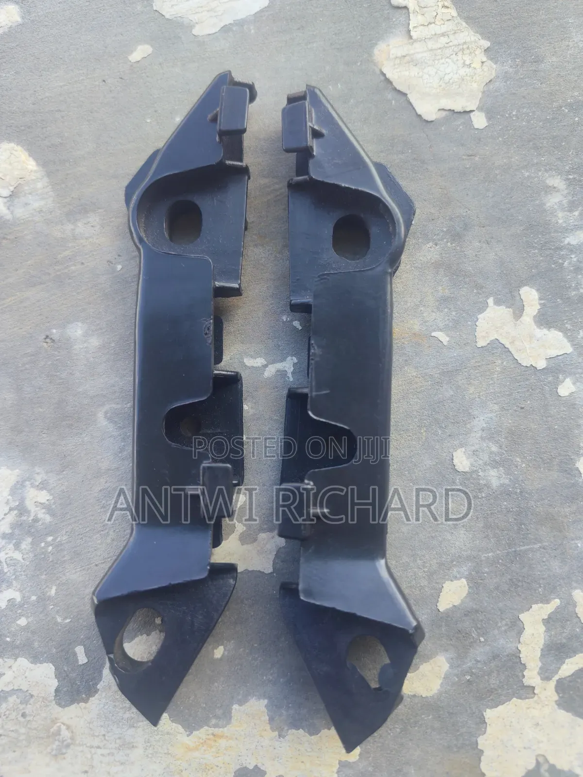 Mercedes Benz C300 Bumper Locker