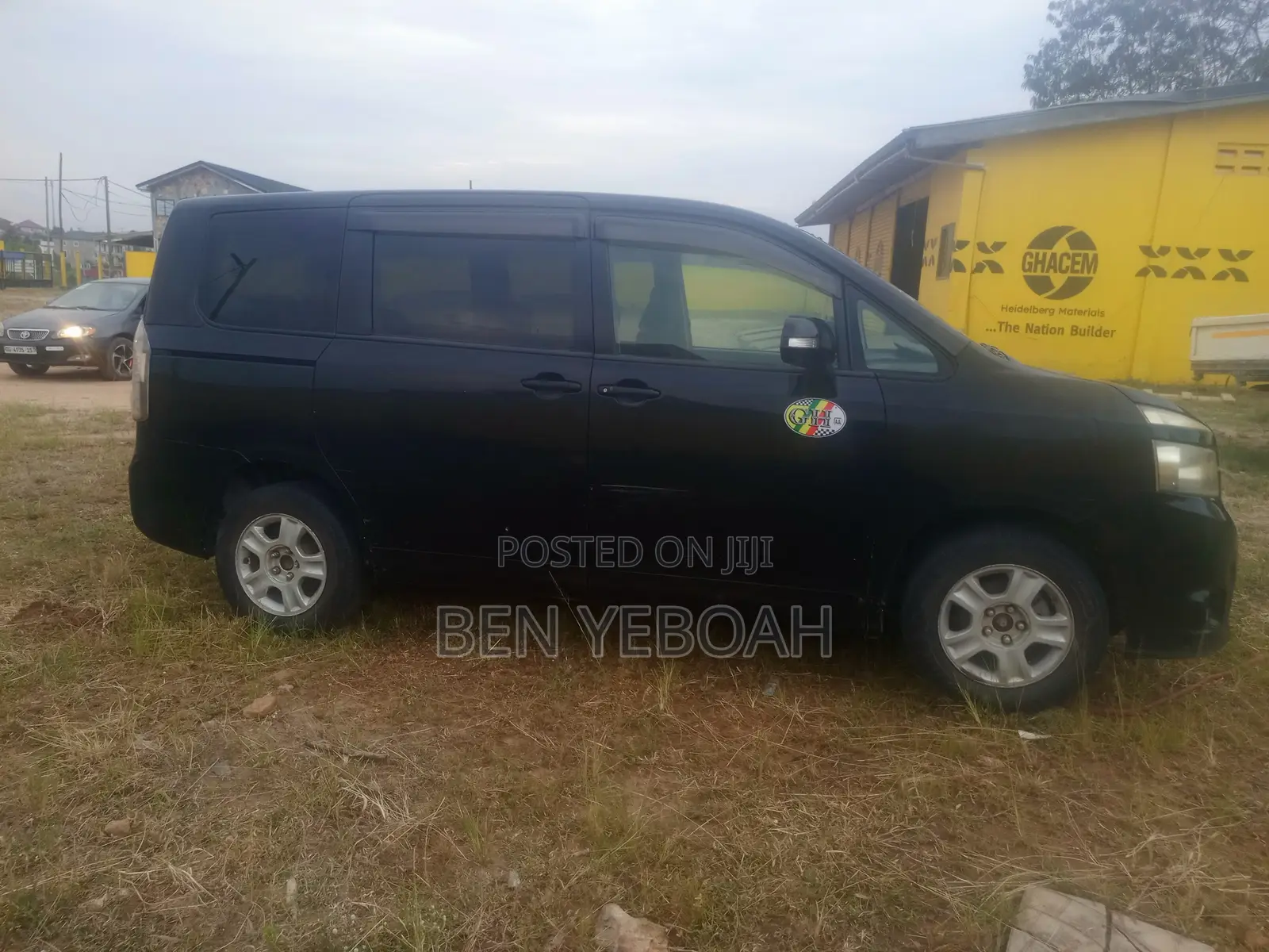 Toyota Voxy ZS 4WD 7-Seater 2009 Black