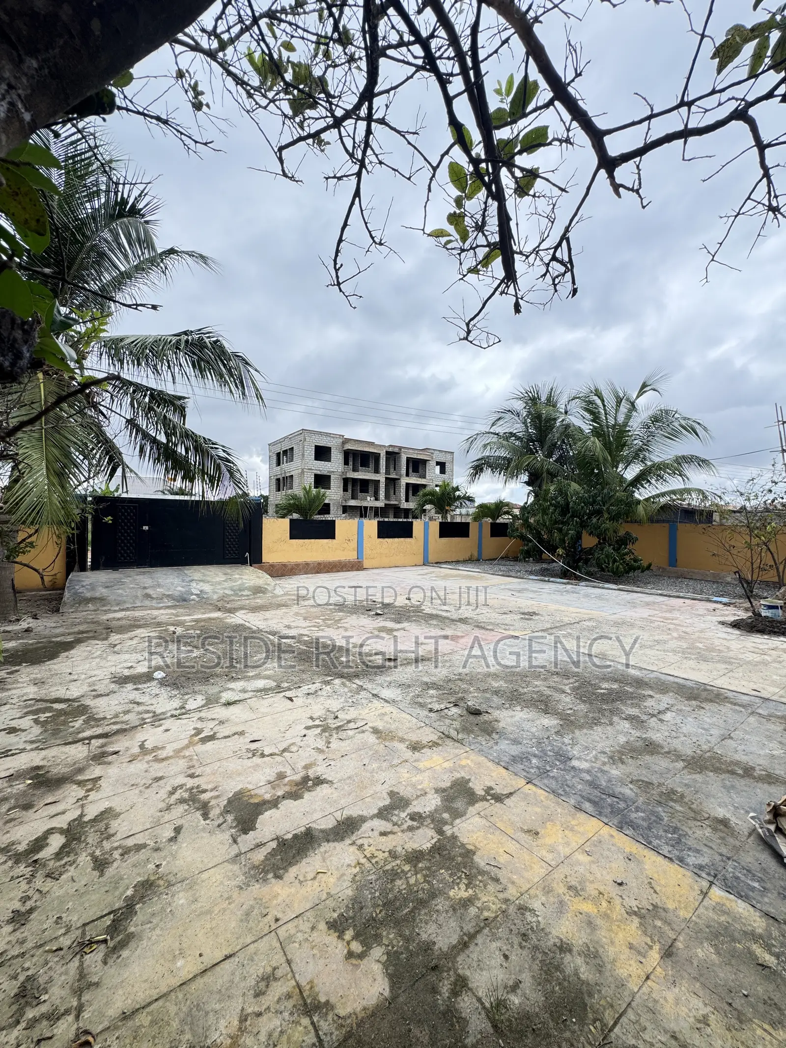 3bdrm House in Resideright, Amasaman for sale