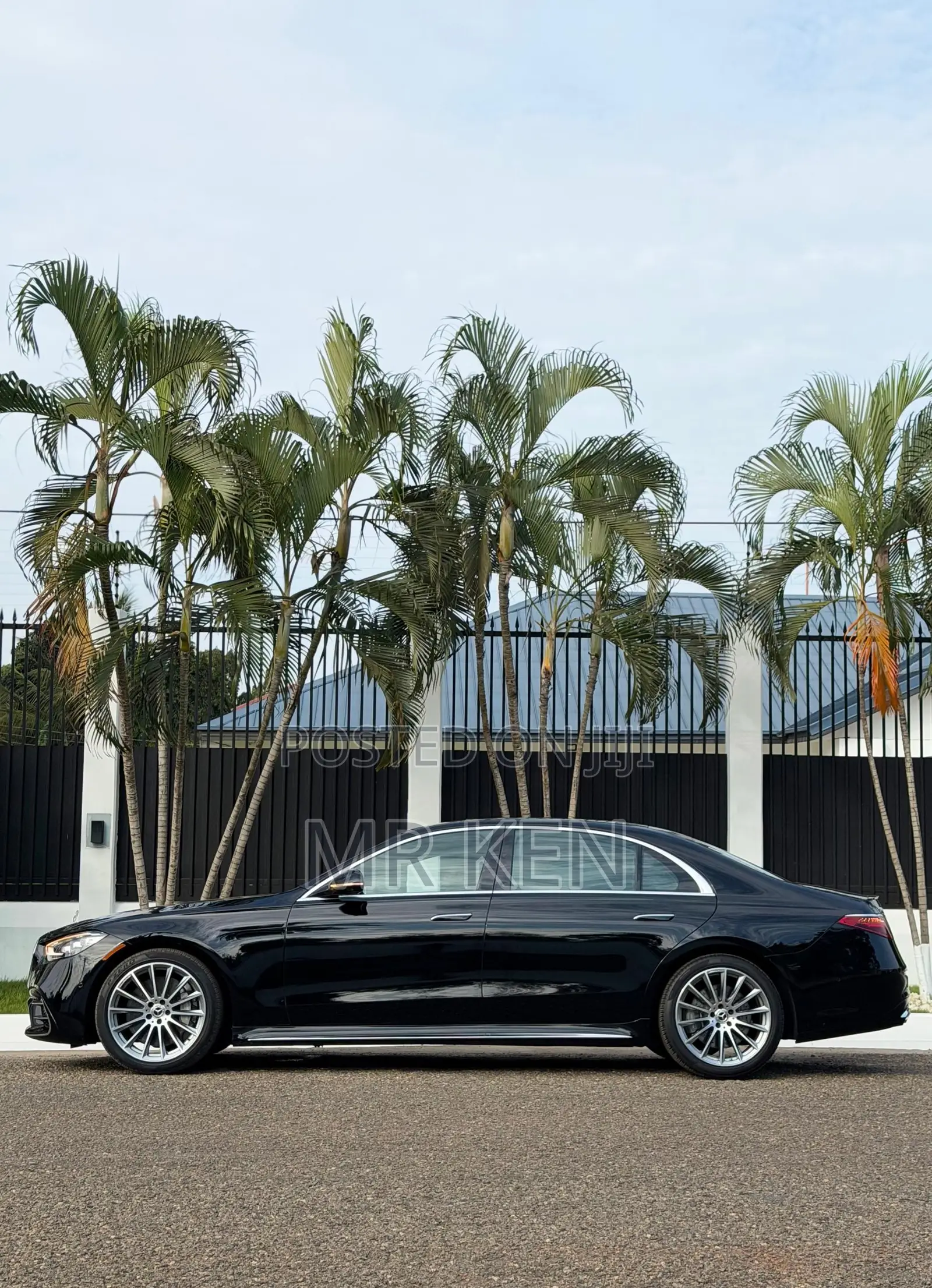 Mercedes-Benz S-Class S 500 4MATIC 2023 Black