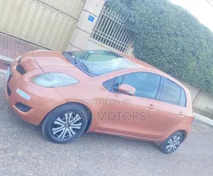 Toyota Vitz 2010 Orange