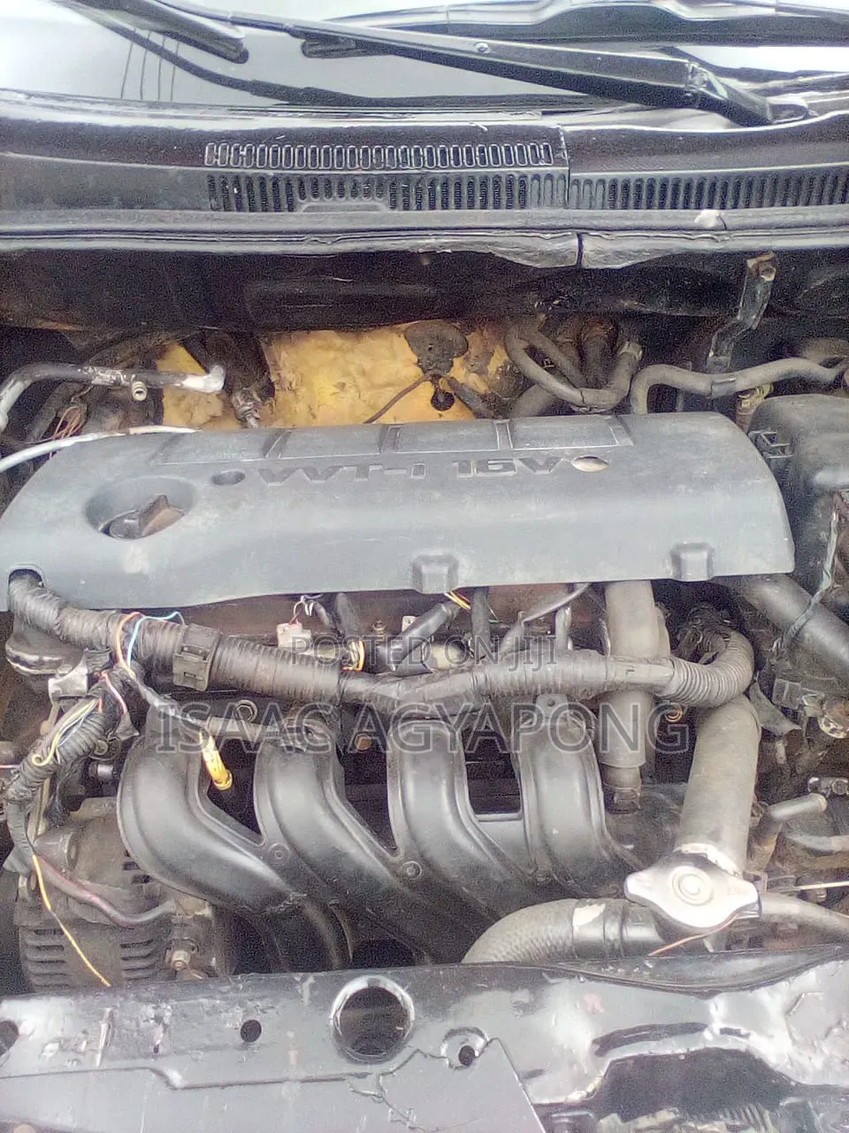 Toyota IST 2003 Red
