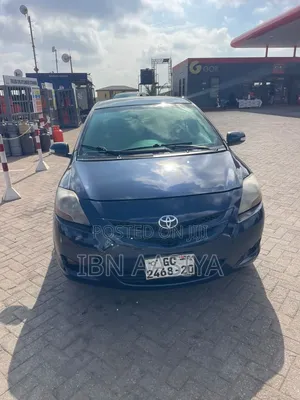 Toyota Yaris 2010 Blue