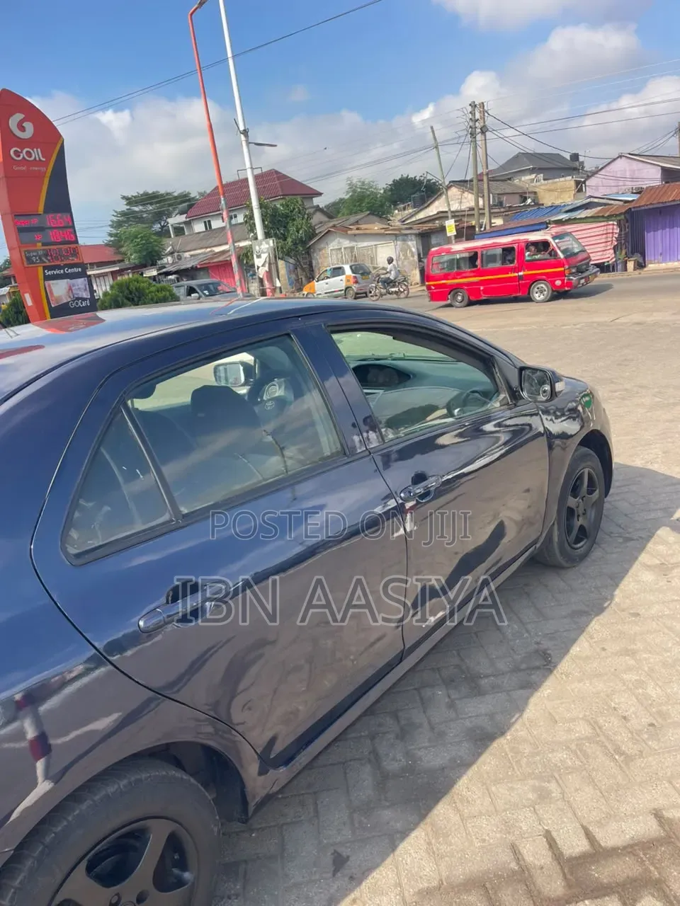 Toyota Yaris 2010 Blue