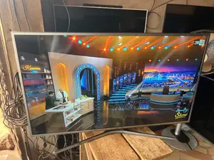 Samsung 50 Inches 4K Smart TV