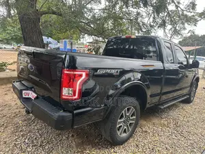 Ford F-150 XLT 4x2 SuperCrew Cab Styleside 5.5 ft. box 145 in. WB 2018