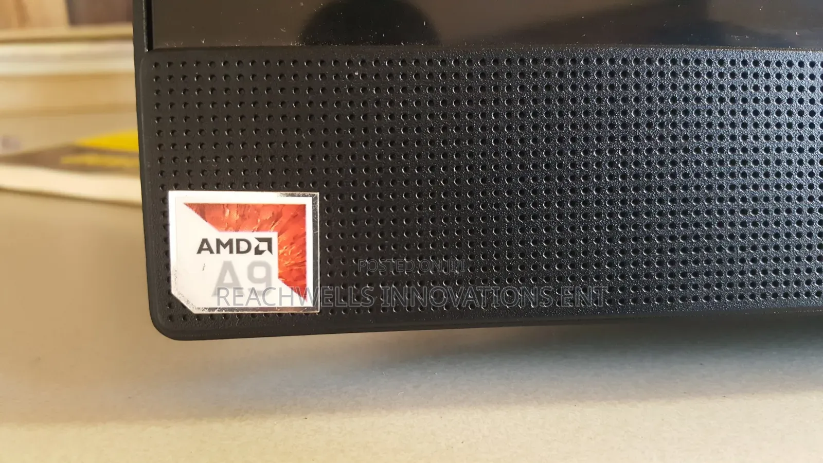 Desktop Computer Dell Inspiron 27 All-in-One 16GB AMD HDD 500GB