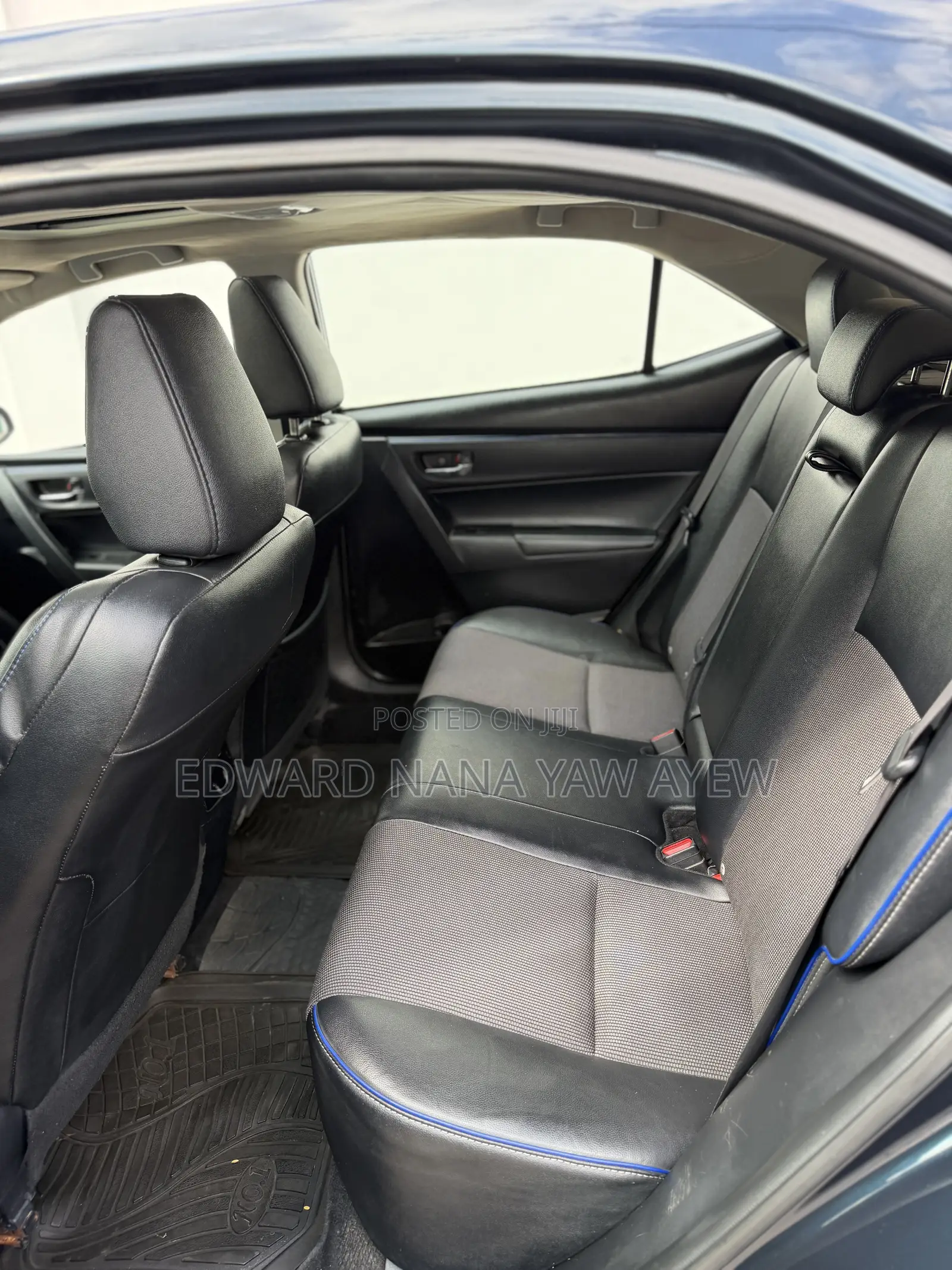 Toyota Corolla SE 4dr Sedan (1.8L 4cyl CVT) 2017 Blue