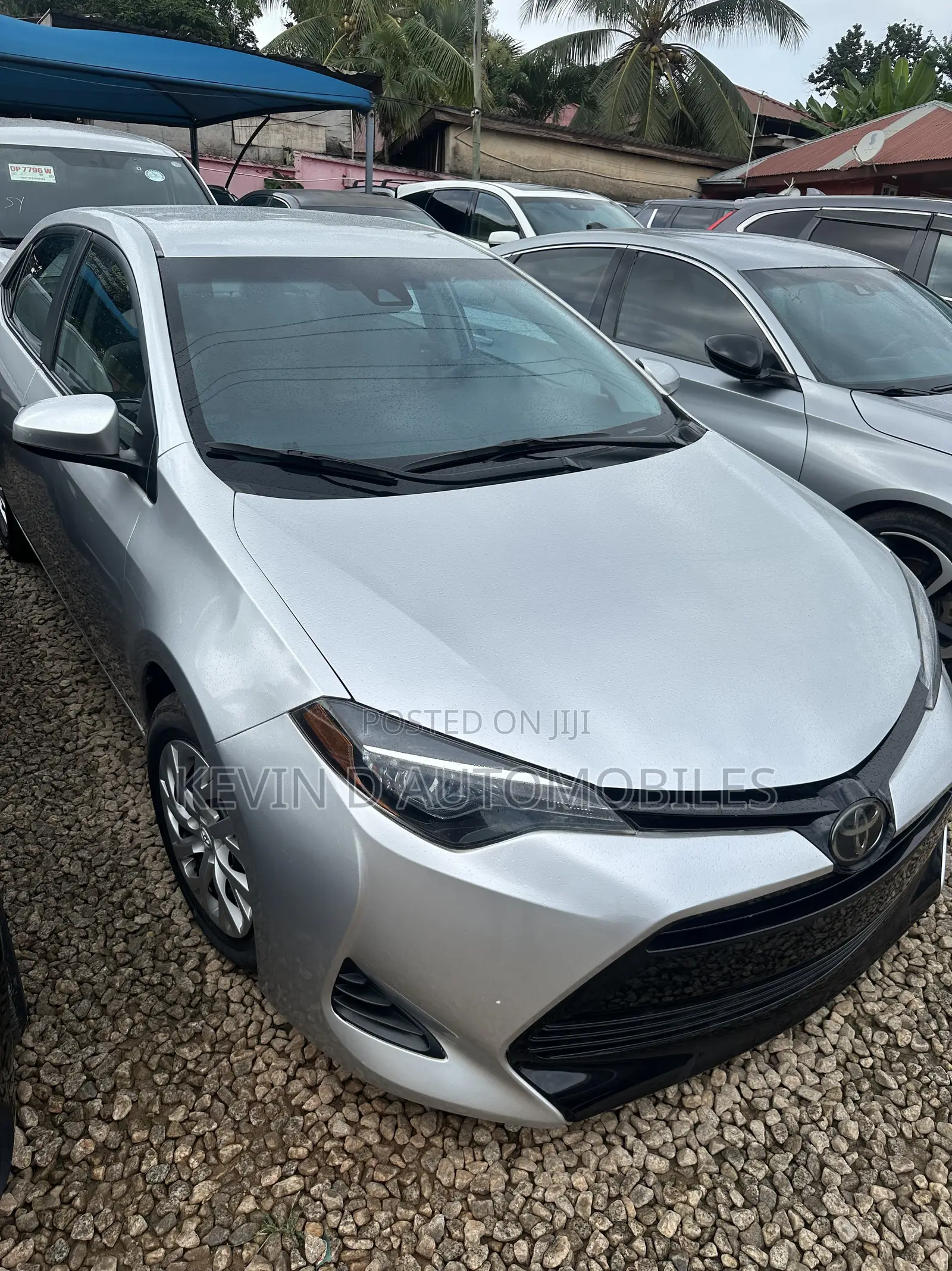 Toyota Corolla LE (1.8L 4cyl 2A) 2019 Silver