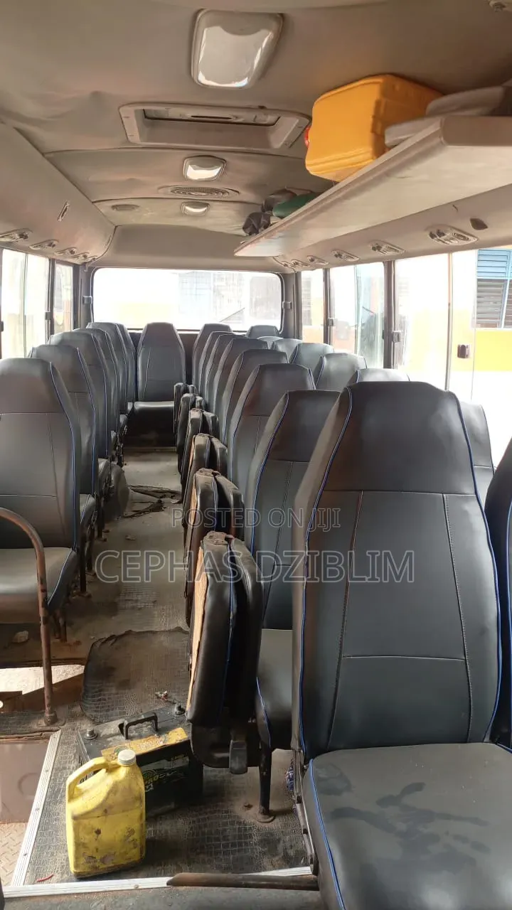 Hyundai County 2012 White