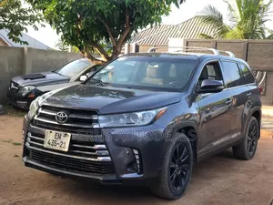 Toyota Highlander 2019 Gray