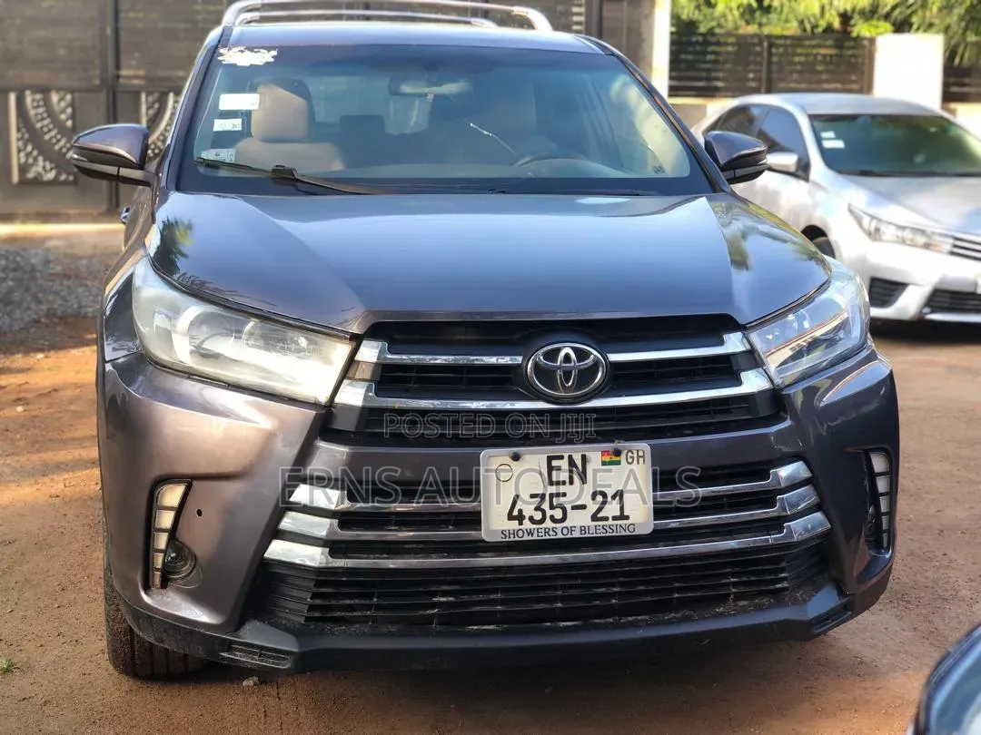 Toyota Highlander LE 4x2 (2.7L 4cyl 6A) 2016 Gray