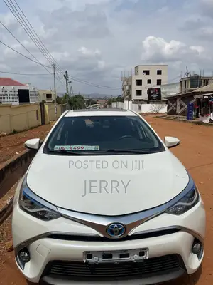 Toyota Levin Hybrid Elite Sunroof 2018 White