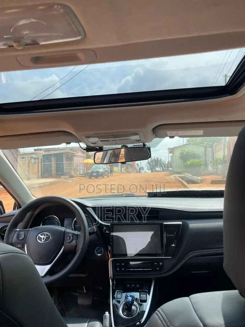 Toyota Levin Hybrid Elite Sunroof 2018 White