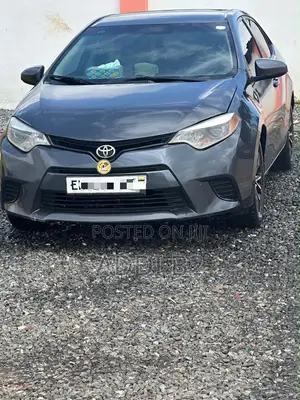 Toyota Corolla LE 4dr Sedan (1.8L 4cyl CVT) 2015 Gray
