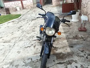 Bajaj Boxer 2022 White